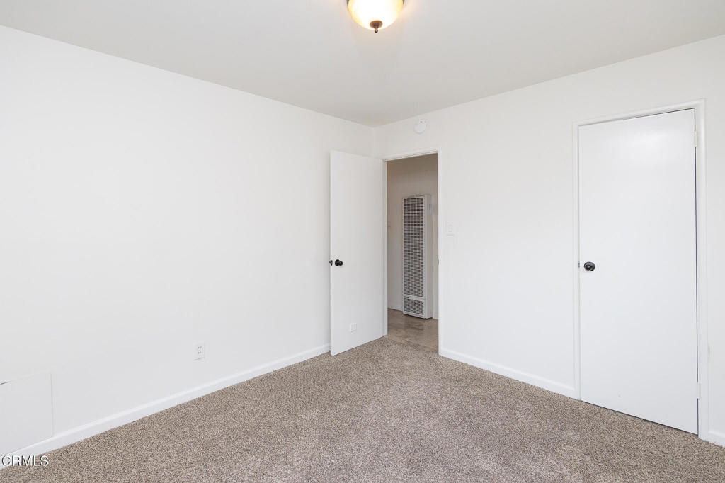136 Oxnard Avenue Oxnard, CA 93035 - Photo 20 of 27