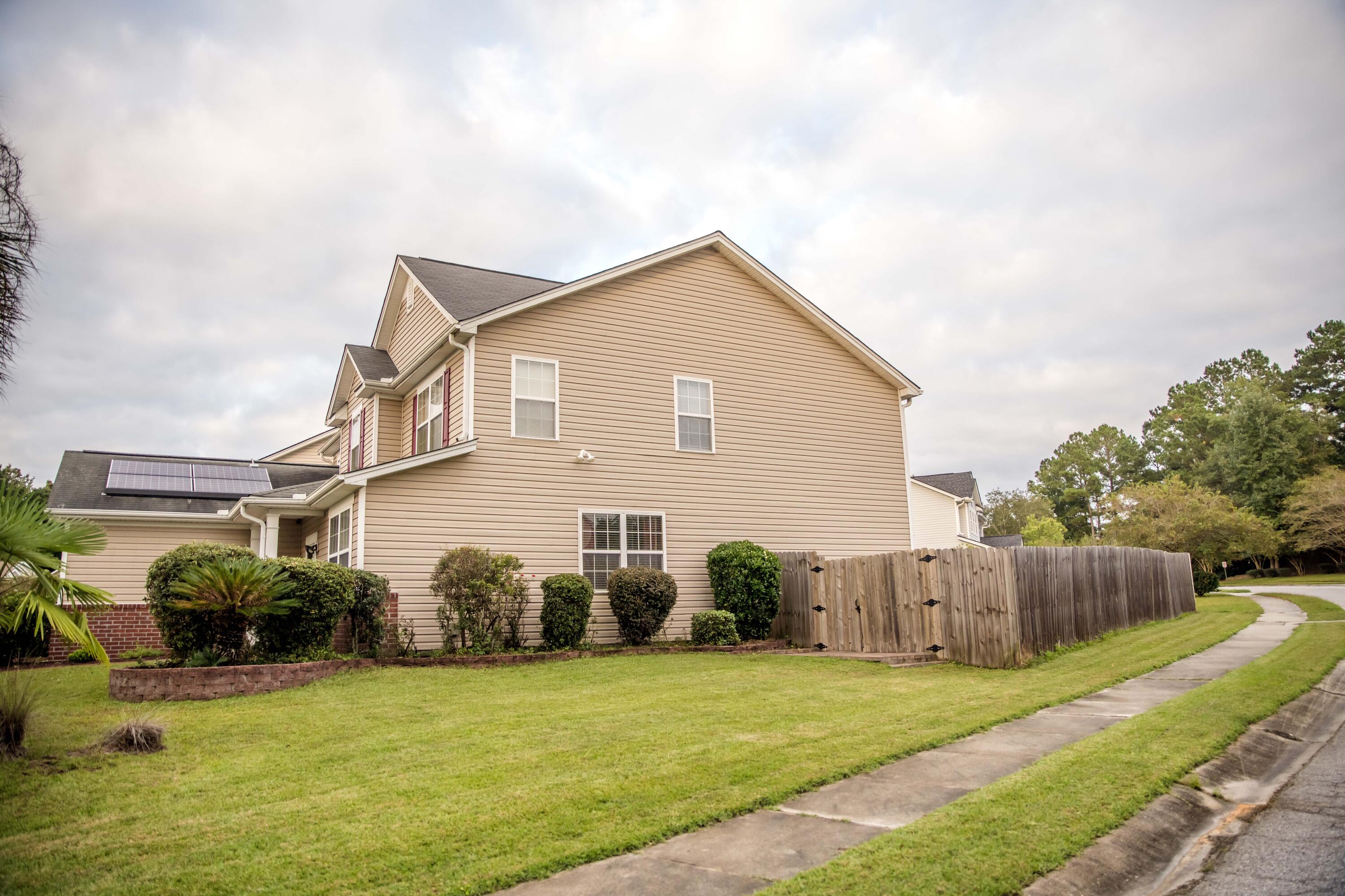 125 Graduate Lane Ladson, SC 29456 - Photo 3 of 36 125GraduateLn-2