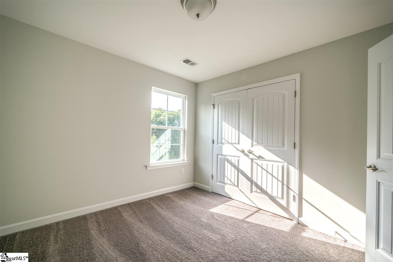 548 Deep Water Court Inman, SC 29349 - Photo 20 of 27