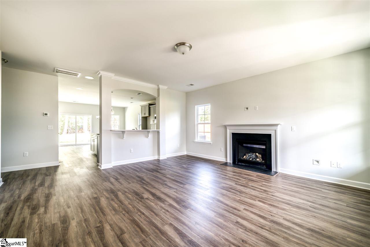 548 Deep Water Court Inman, SC 29349 - Photo 4 of 27