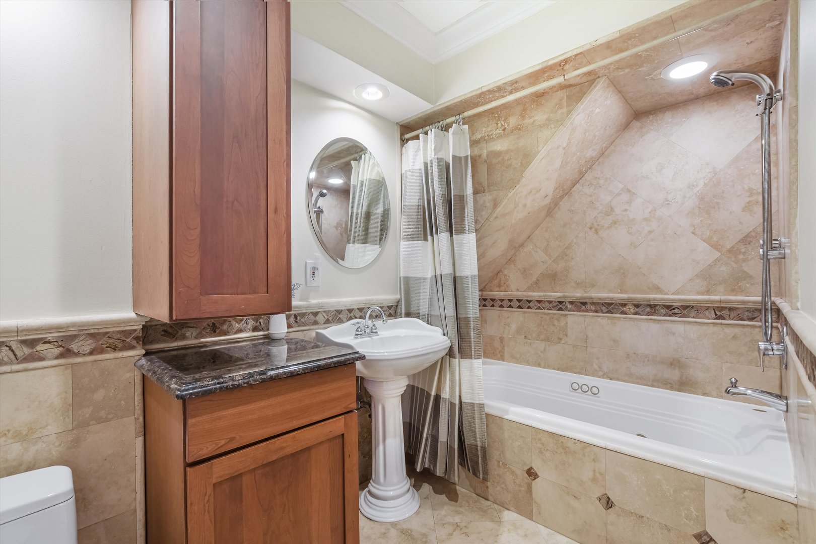 230 Wisner Street Park Ridge, IL 60068 - Photo 26 of 43 a bathroom with a sink and a mirror