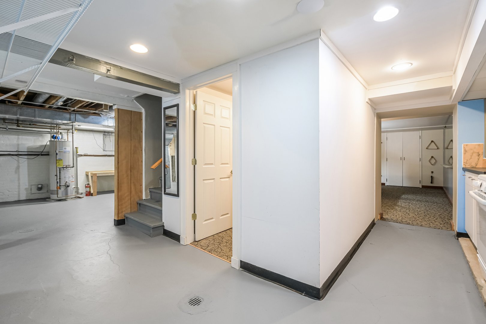 230 Wisner Street Park Ridge, IL 60068 - Photo 31 of 43 a view of a hallway with wooden shelves