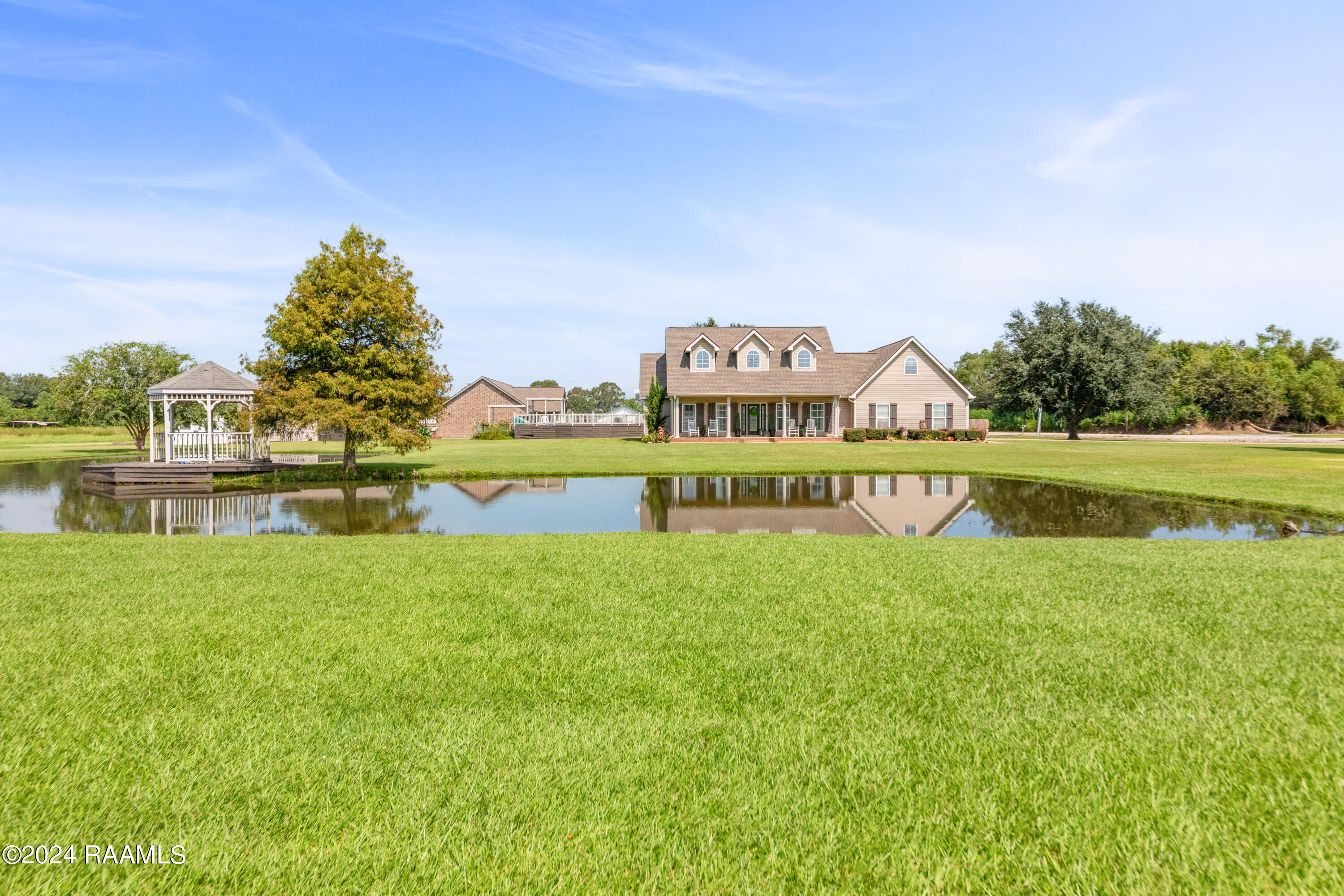 4406 Waguespack Road New Iberia, LA 70560 - Photo 1 of 49 4405Waguespack-3 (3)