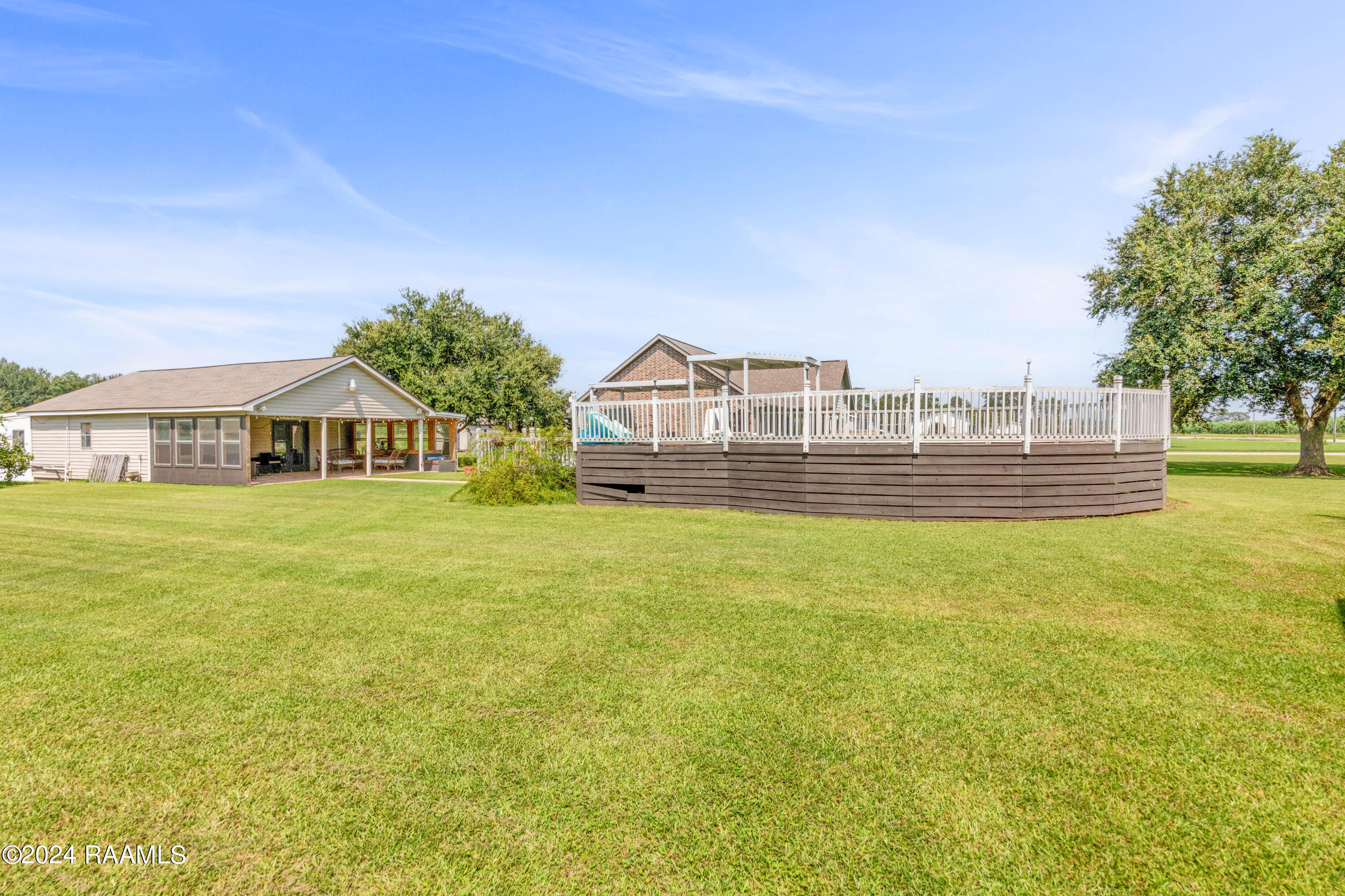 4406 Waguespack Road New Iberia, LA 70560 - Photo 32 of 49 4405Waguespack-7 (2)
