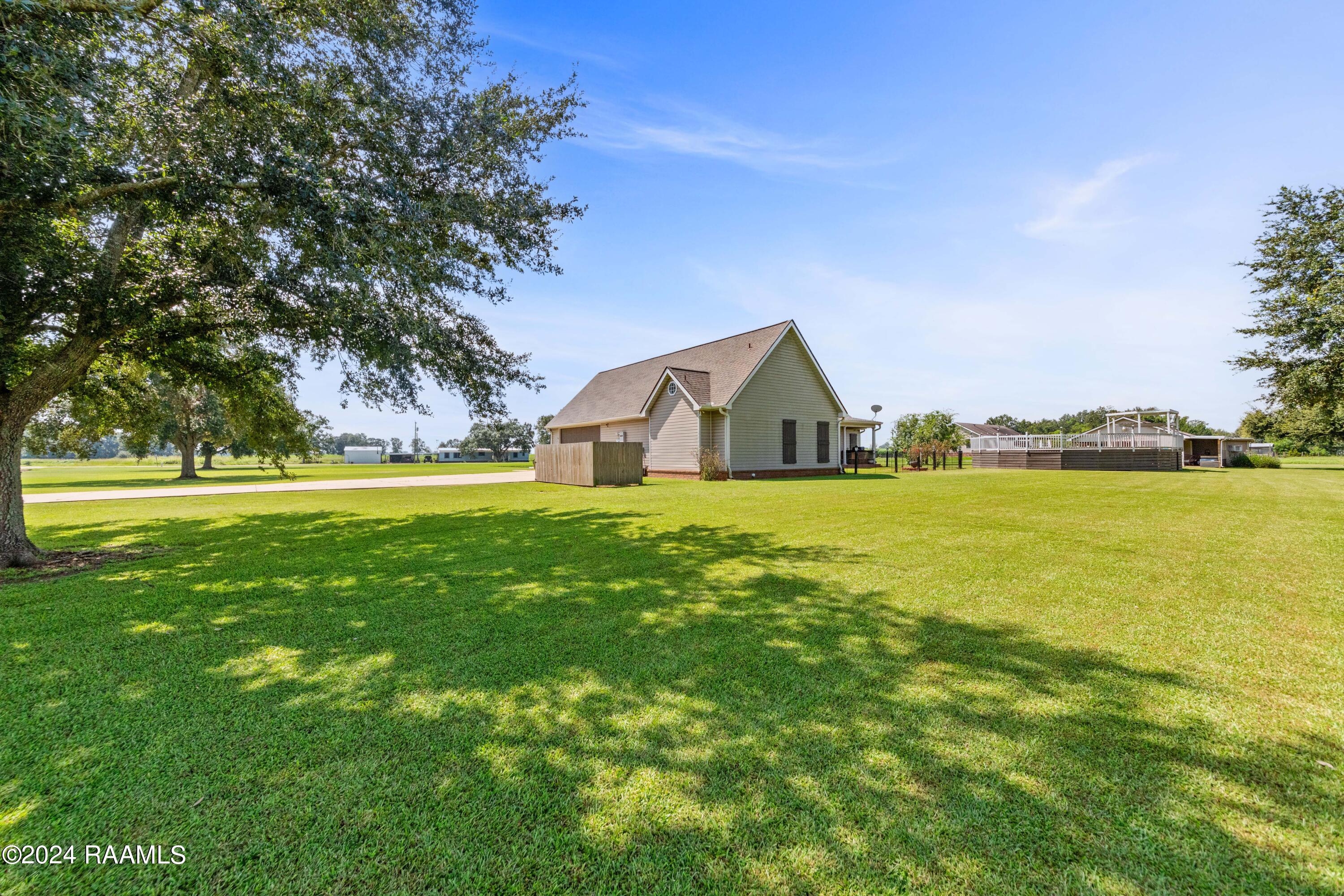 4406 Waguespack Road New Iberia, LA 70560 - Photo 45 of 49 4405Waguespack-28
