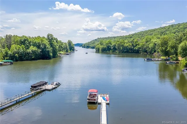 a view of a lake with houses