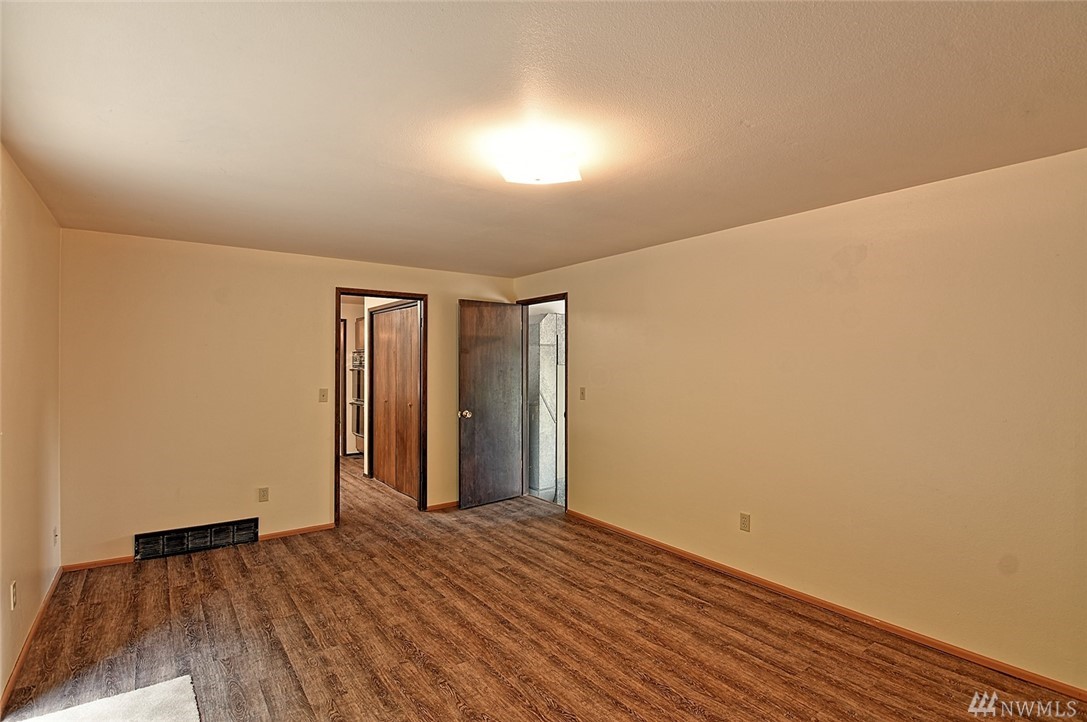 9503 Odin Way Bothell, WA 98011 - Photo 5 of 24