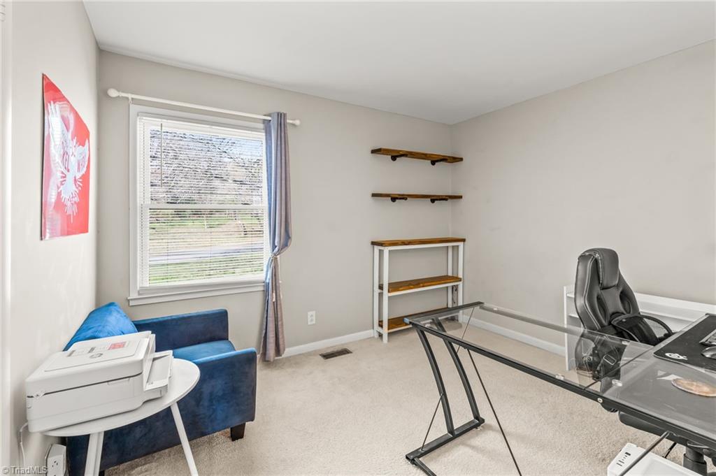 1716 Camden Road Winston-Salem, NC 27103 - Photo 24 of 44