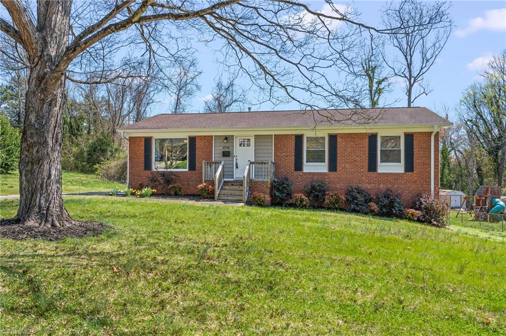 1716 Camden Road Winston-Salem, NC 27103 - Photo 3 of 44