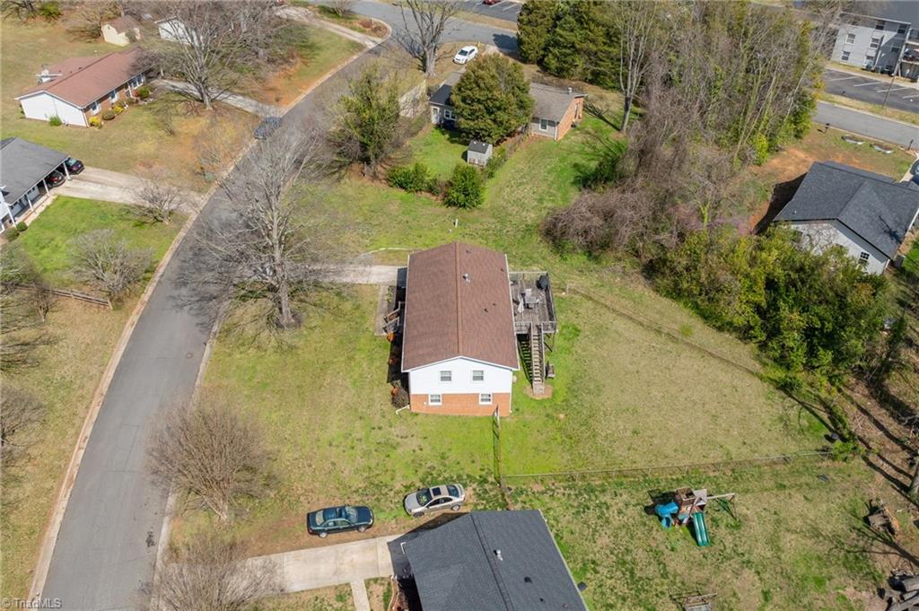 1716 Camden Road Winston-Salem, NC 27103 - Photo 38 of 44