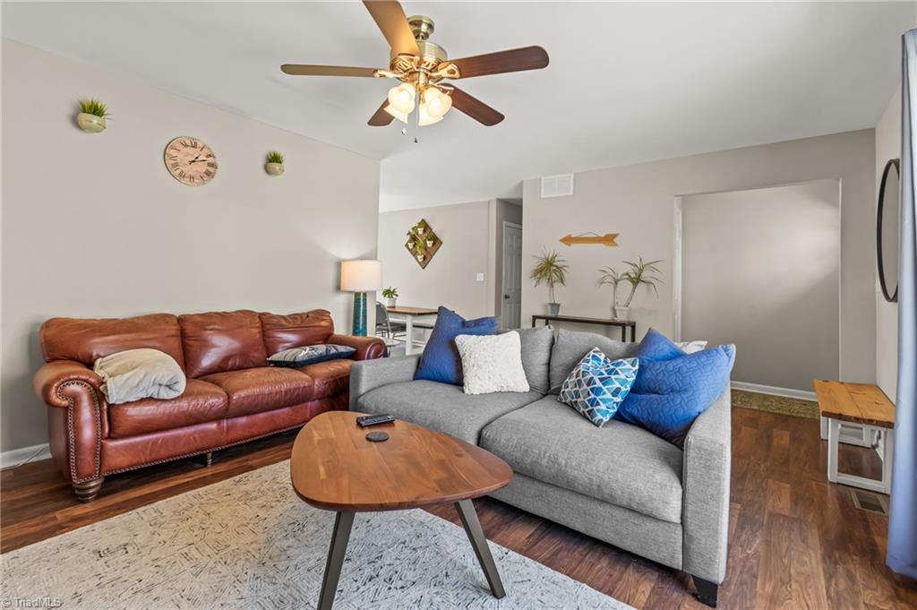 1716 Camden Road Winston-Salem, NC 27103 - Photo 10 of 44