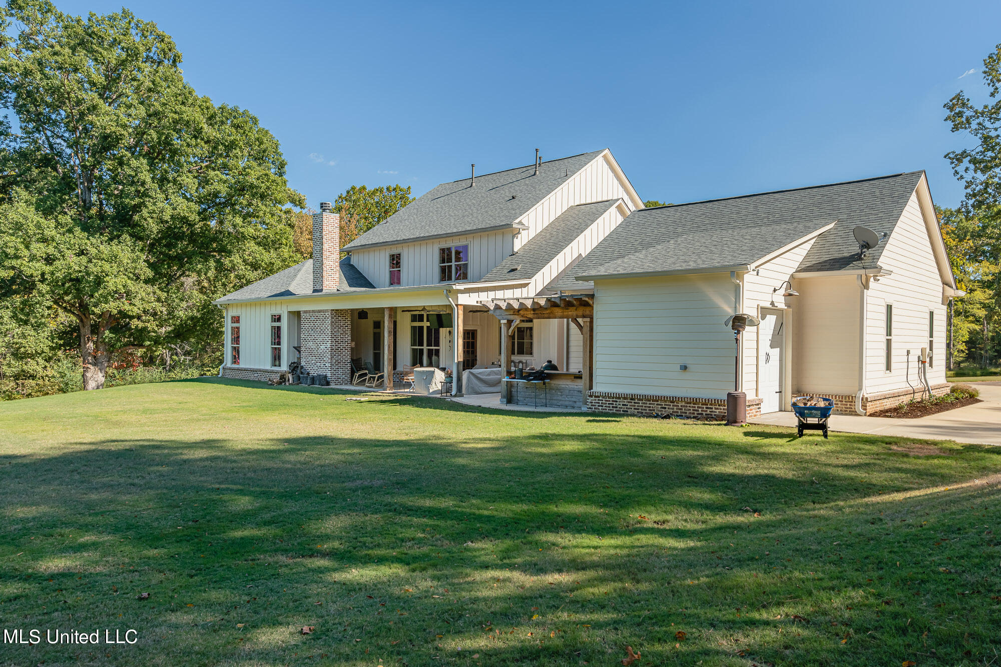 8380 Bethel Road Olive Branch, MS 38654 - Photo 29 of 36 Rear 1