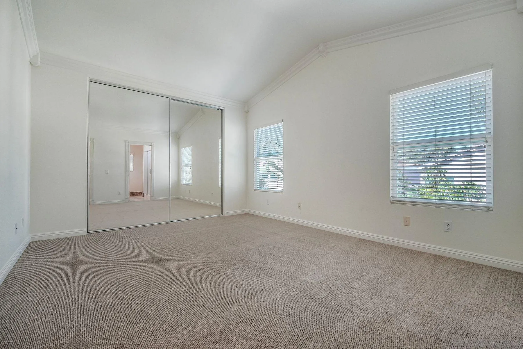 534 Whitesage Road San Marcos, CA 92078 - Photo 19 of 36 Primary Bedroom