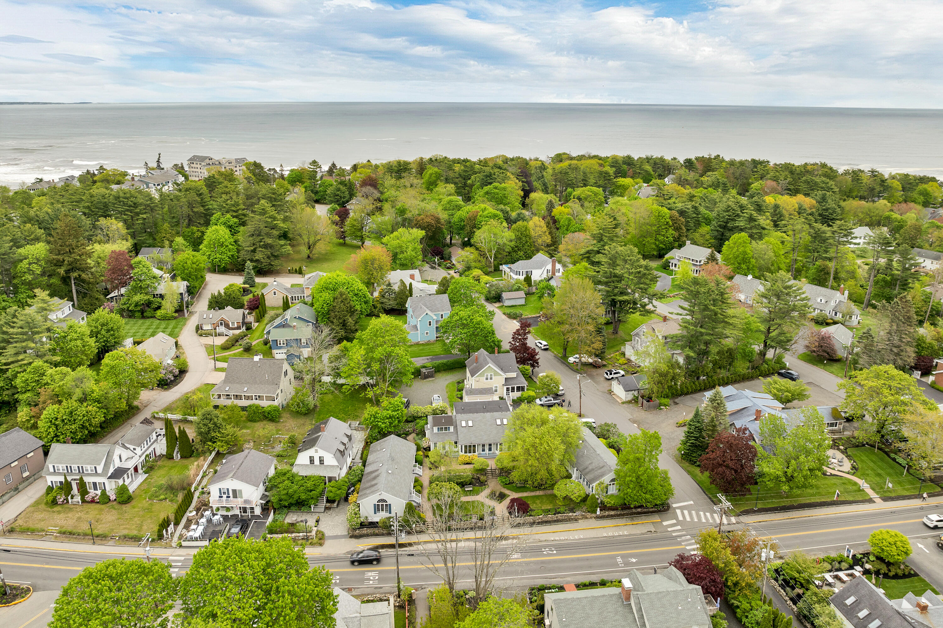 13 Ledge Road, Unit 1 Ogunquit, ME 03907 - Photo 16 of 45 13LedgeRd018
