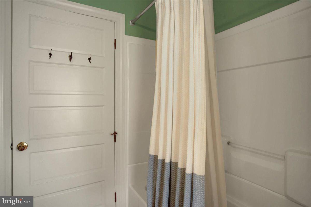 12458 Monterey Lane Blue Ridge Summit, PA 17214 - Photo 54 of 92 Bathroom #2