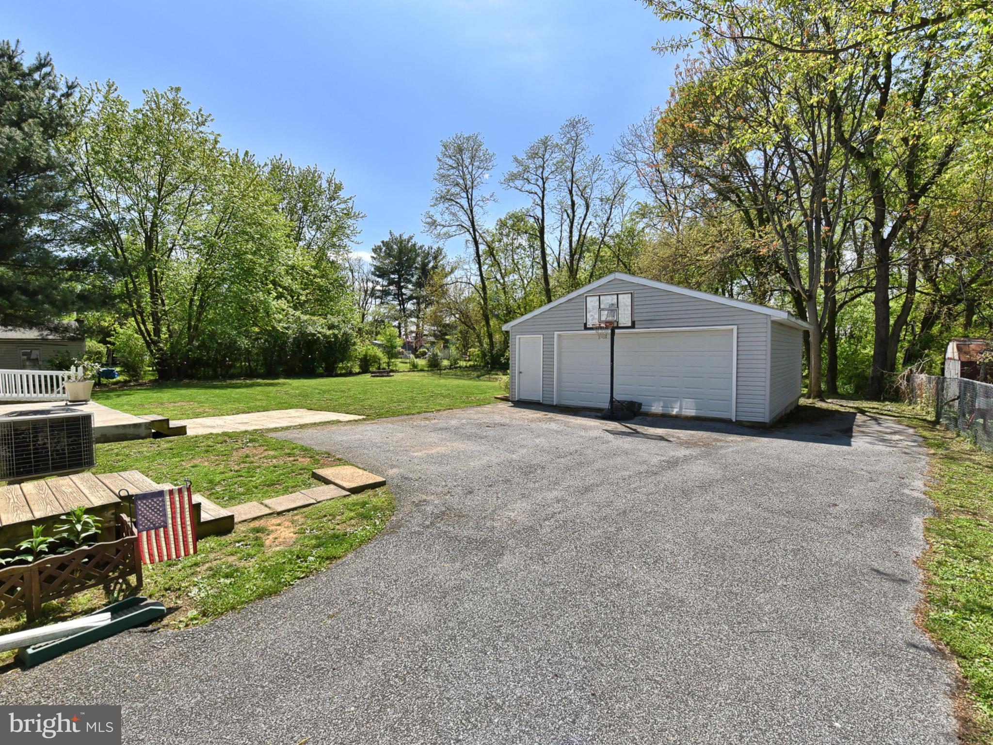 12134 Walnut Point Road Hagerstown, MD 21740 - Photo 2 of 43 Exterior