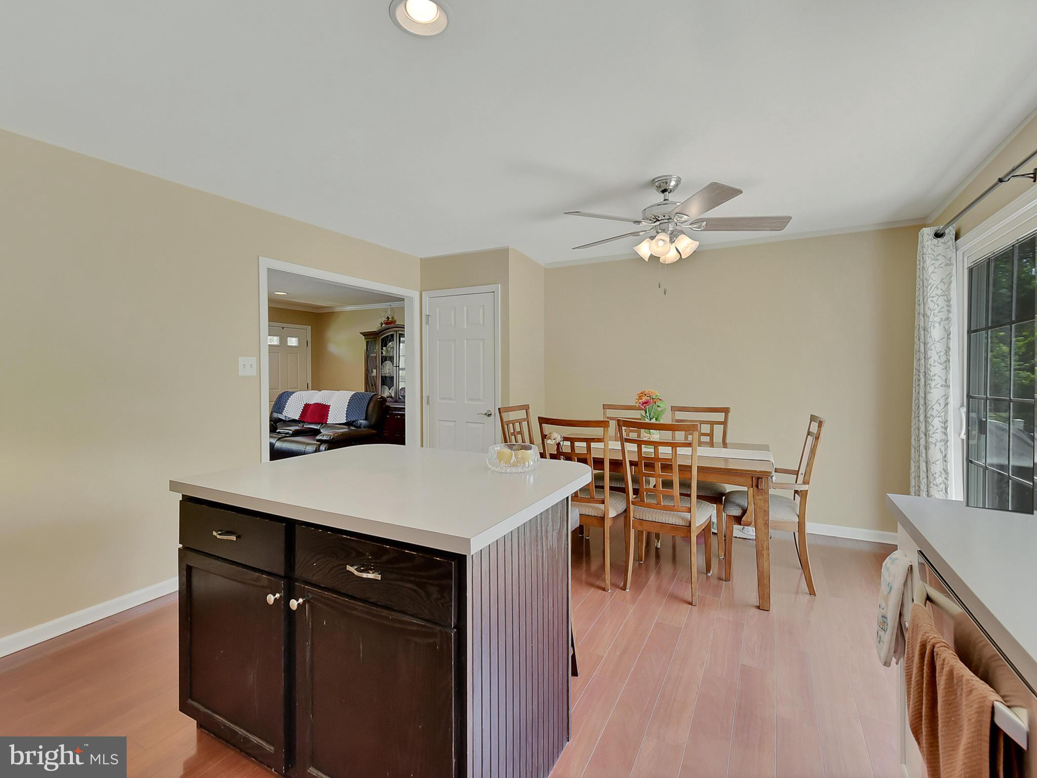 12134 Walnut Point Road Hagerstown, MD 21740 - Photo 17 of 43 Kitchen