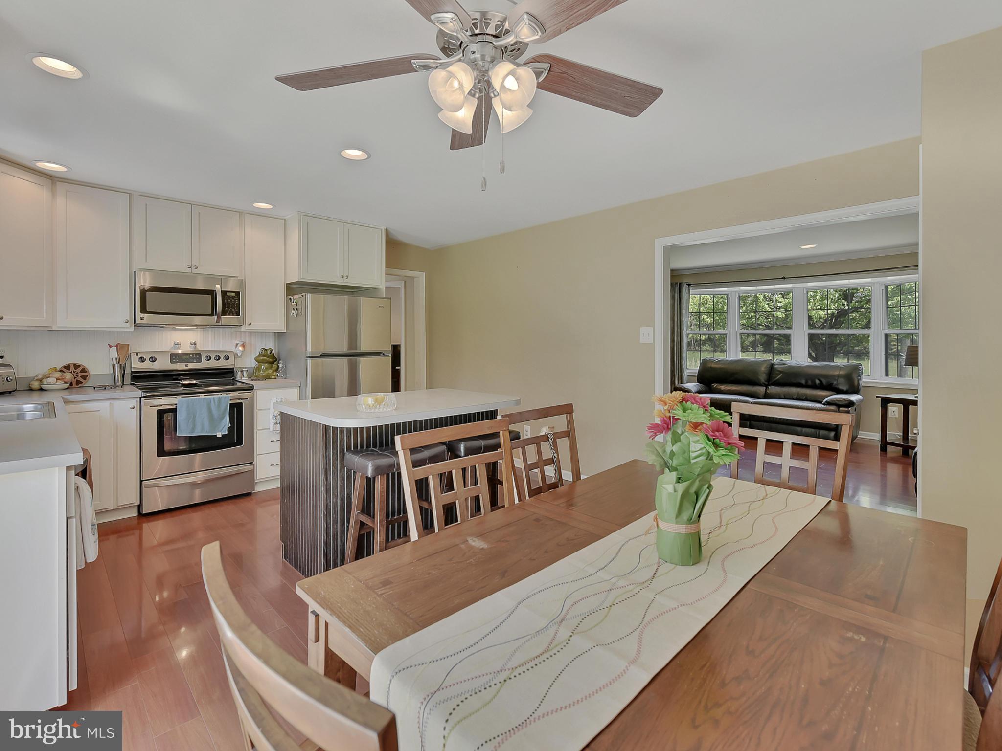 12134 Walnut Point Road Hagerstown, MD 21740 - Photo 19 of 43 Kitchen