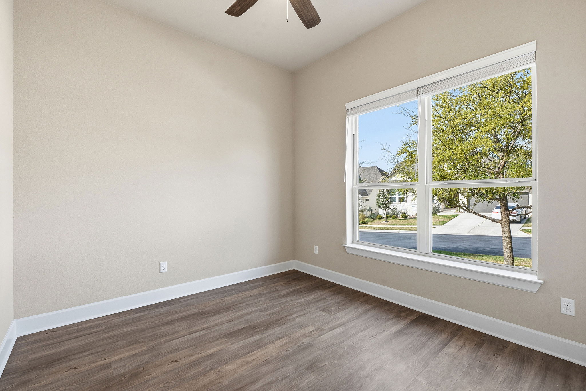 128 Eagle Pass Trail Georgetown, TX 78628 - Photo 27 of 40