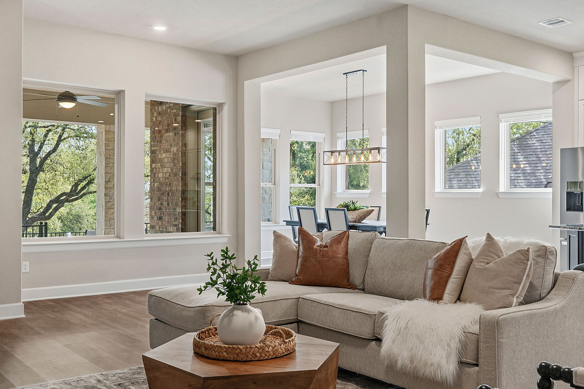 128 Eagle Pass Trail Georgetown, TX 78628 - Photo 7 of 40