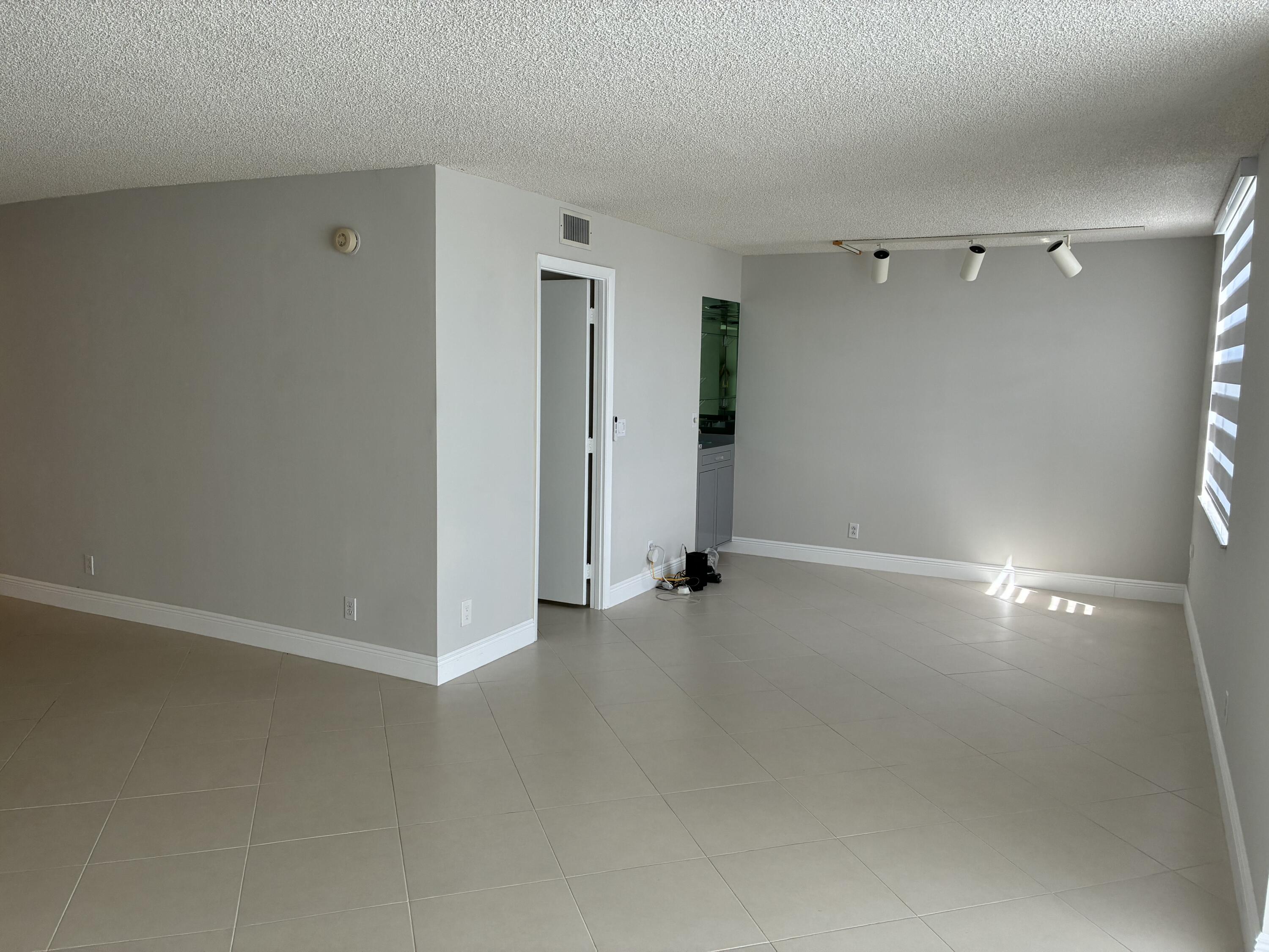 6200 Northwest 2nd Avenue Boca Raton, FL 33487 - Photo 9 of 12 IMG_1254 (1)