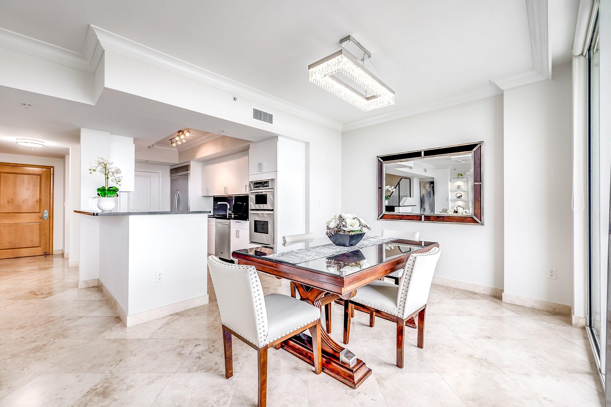 99 Southeast Mizner Boulevard, Unit 9 Boca Raton, FL 33432 - Photo 13 of 52 ph9 11