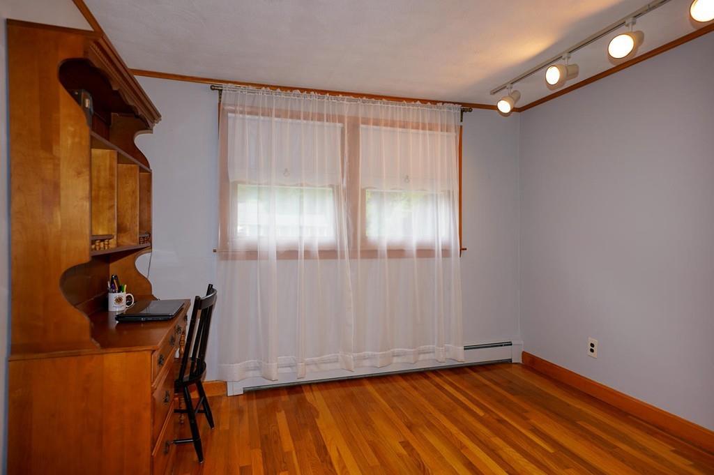 39 Chandler Road Burlington, MA 01803 - Photo 18 of 42 Gallery Image 18