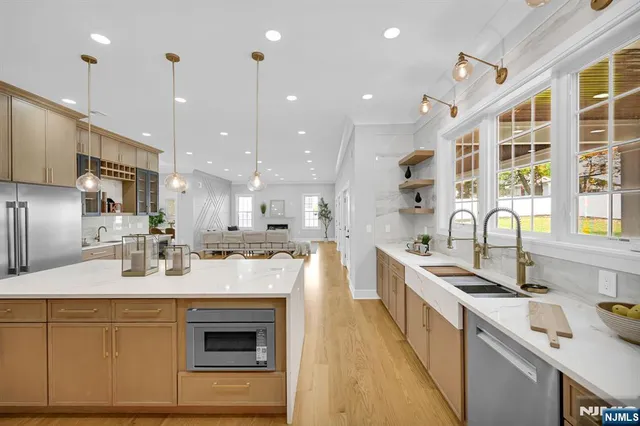 $2,150,000 | 153 East Cedar Street, Livingston, NJ 07039