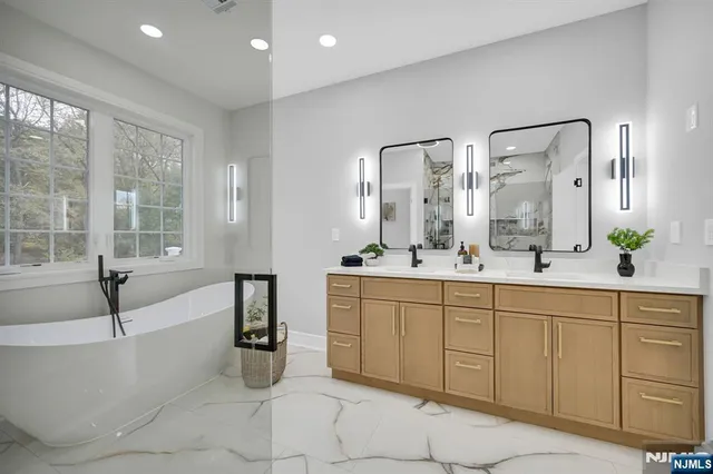 $2,150,000 | 153 East Cedar Street, Livingston, NJ 07039