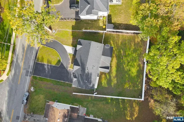 $2,150,000 | 153 East Cedar Street, Livingston, NJ 07039