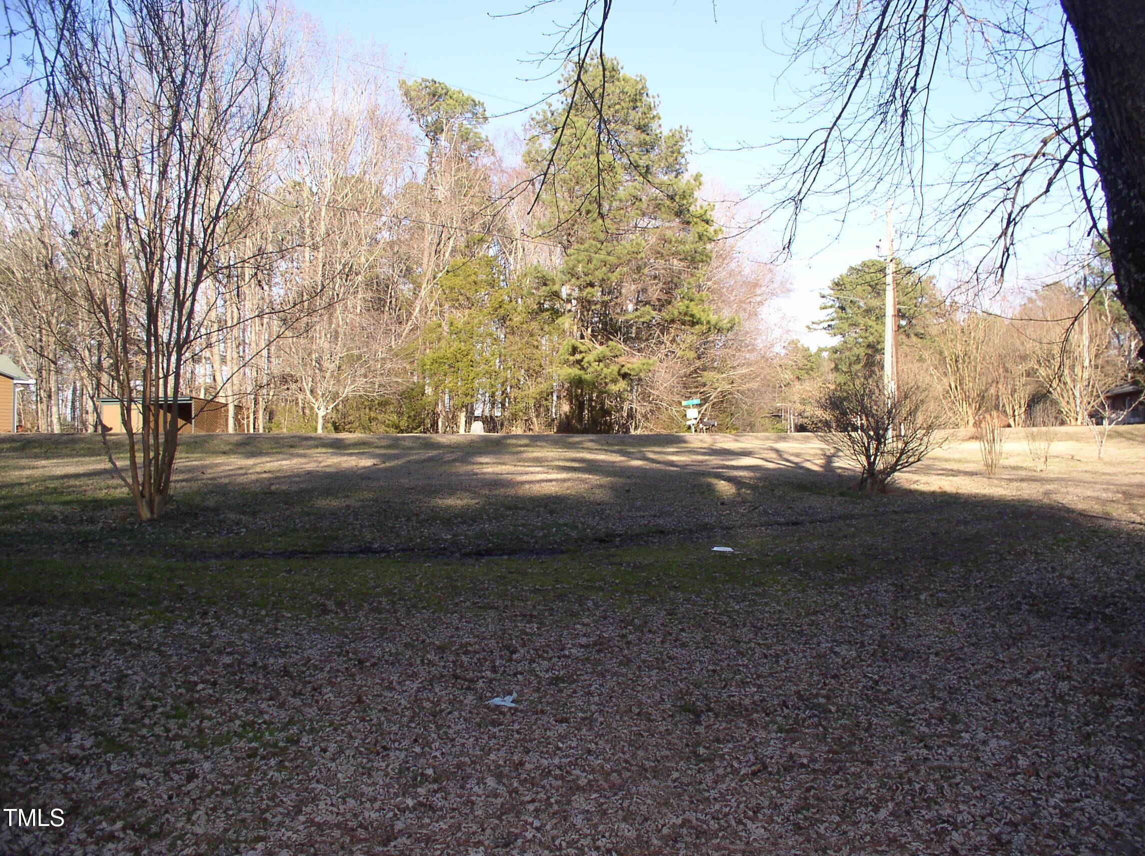 105 Lake Road Henderson, NC 27537 - Photo 50 of 51 Front Yard