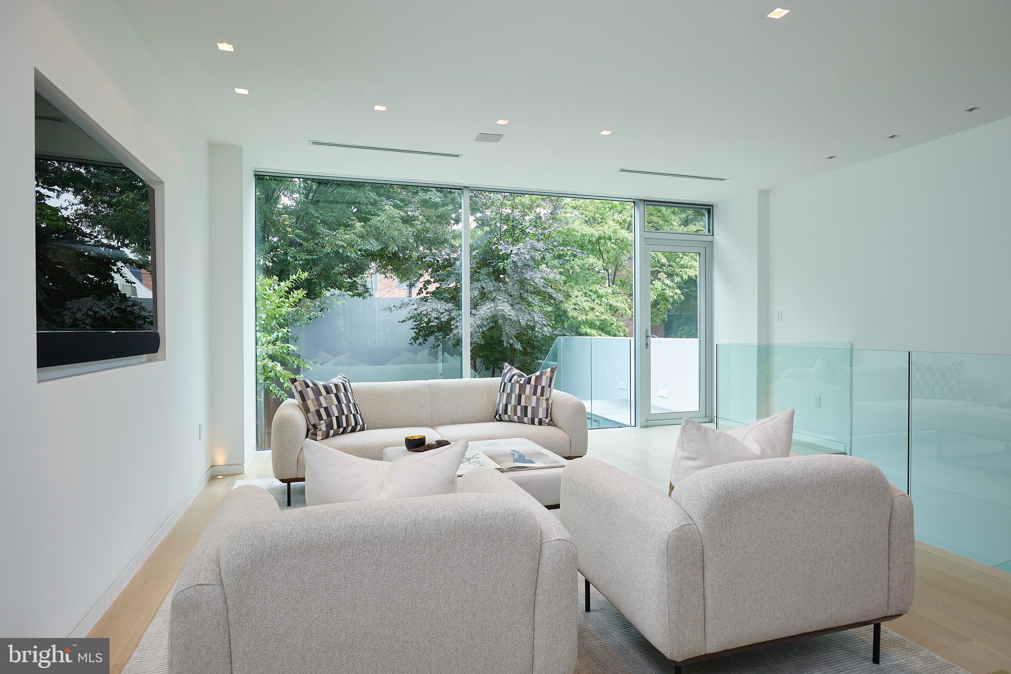 1310 T Street Northwest, Unit 1 Washington, DC 20009 - Photo 15 of 30