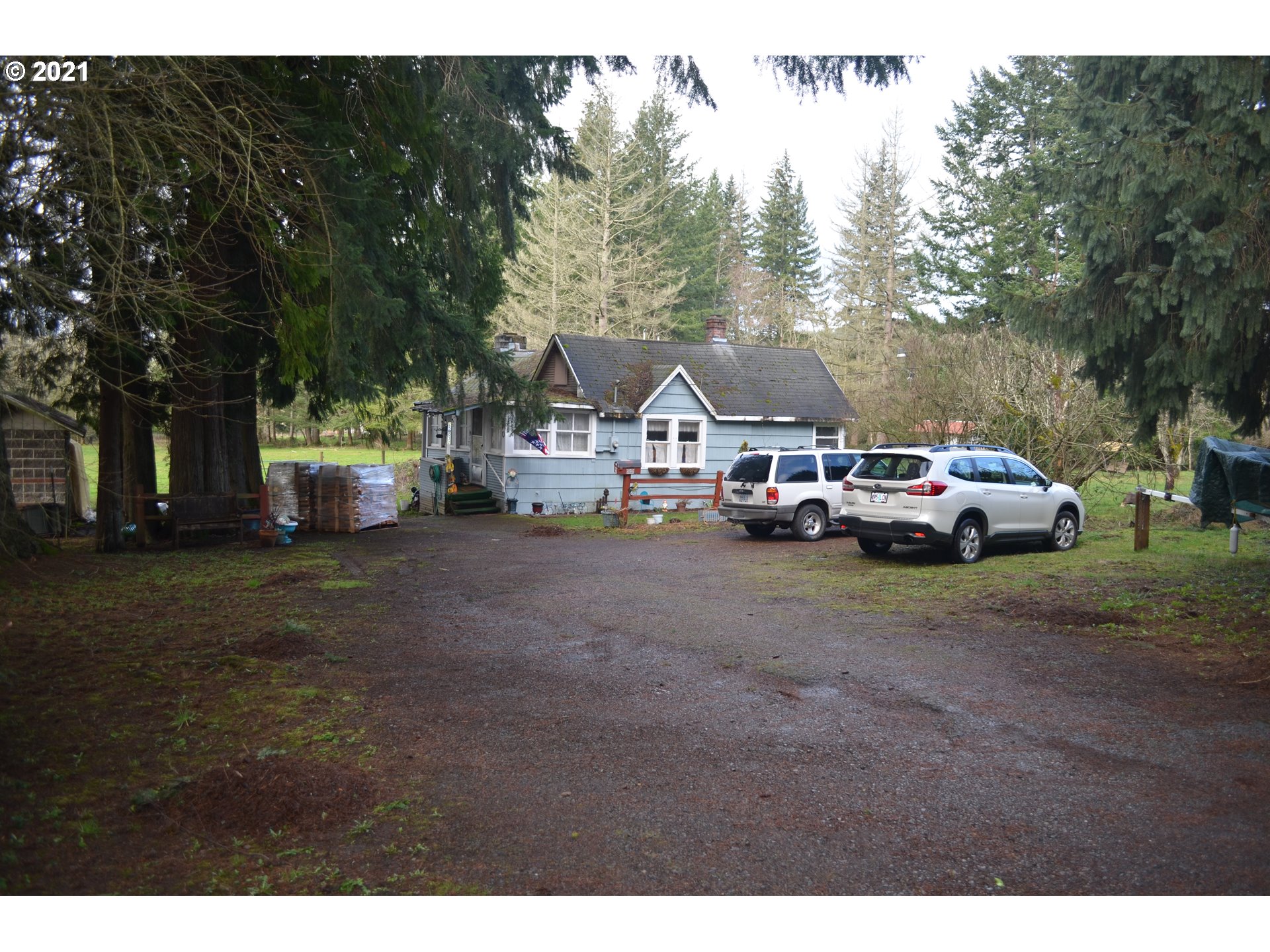 25032 Southeast Sunshine Valley Road Damascus, OR 97089 - Photo 1 of 26 Gallery Image 1
