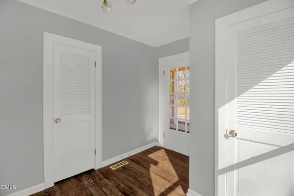 $299,900 | 2200 West 3rd Street, Siler City, NC 27344