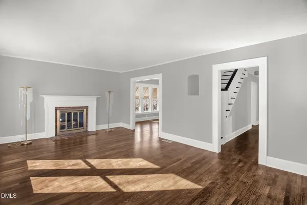 $299,900 | 2200 West 3rd Street, Siler City, NC 27344