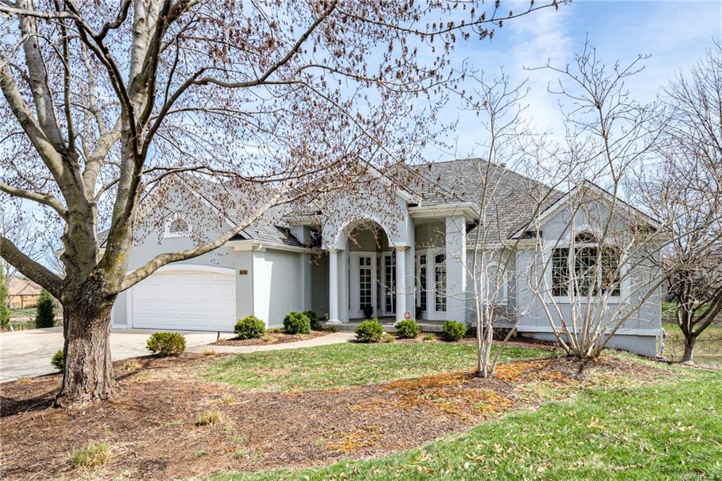 717 Silverleaf Place Lee's Summit, MO 64064 - Photo 3 of 67