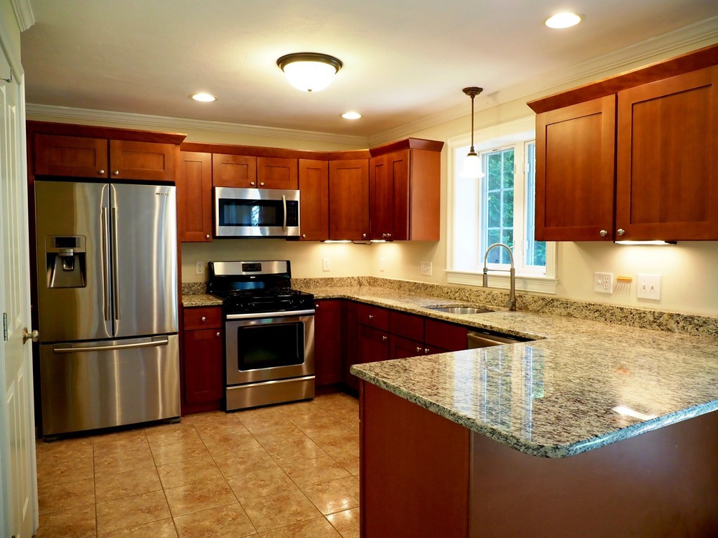 59 Providence Road, Unit 3 Grafton, MA 01519 - Photo 3 of 19 Gallery Image 3