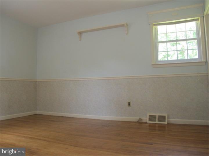 544 Cedarbrook Road Southampton, PA 18966 - Photo 14 of 21 Bedroom - Main