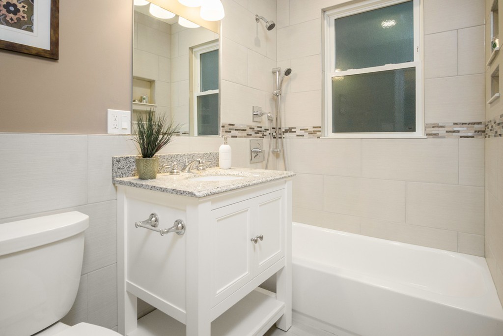 73 Mt Ida Road, Unit 2 Boston, MA 02122 - Photo 13 of 17 Gallery Image 13