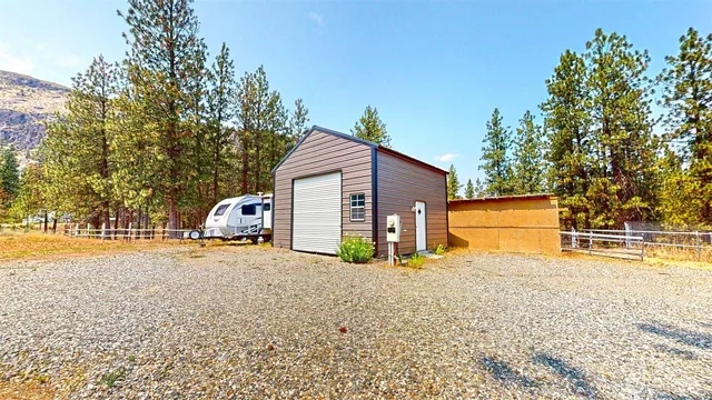 $295,500 | 64 Oakes Drive, Tonasket, WA 98855