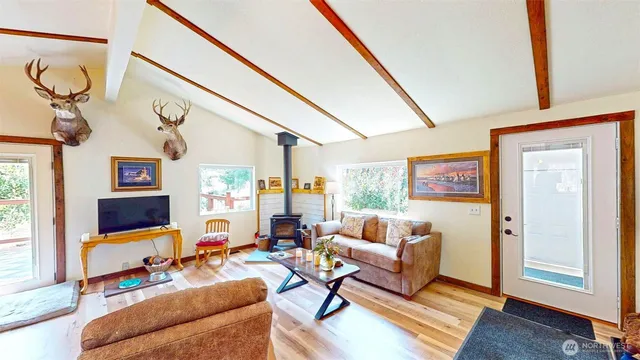 $295,500 | 64 Oakes Drive, Tonasket, WA 98855