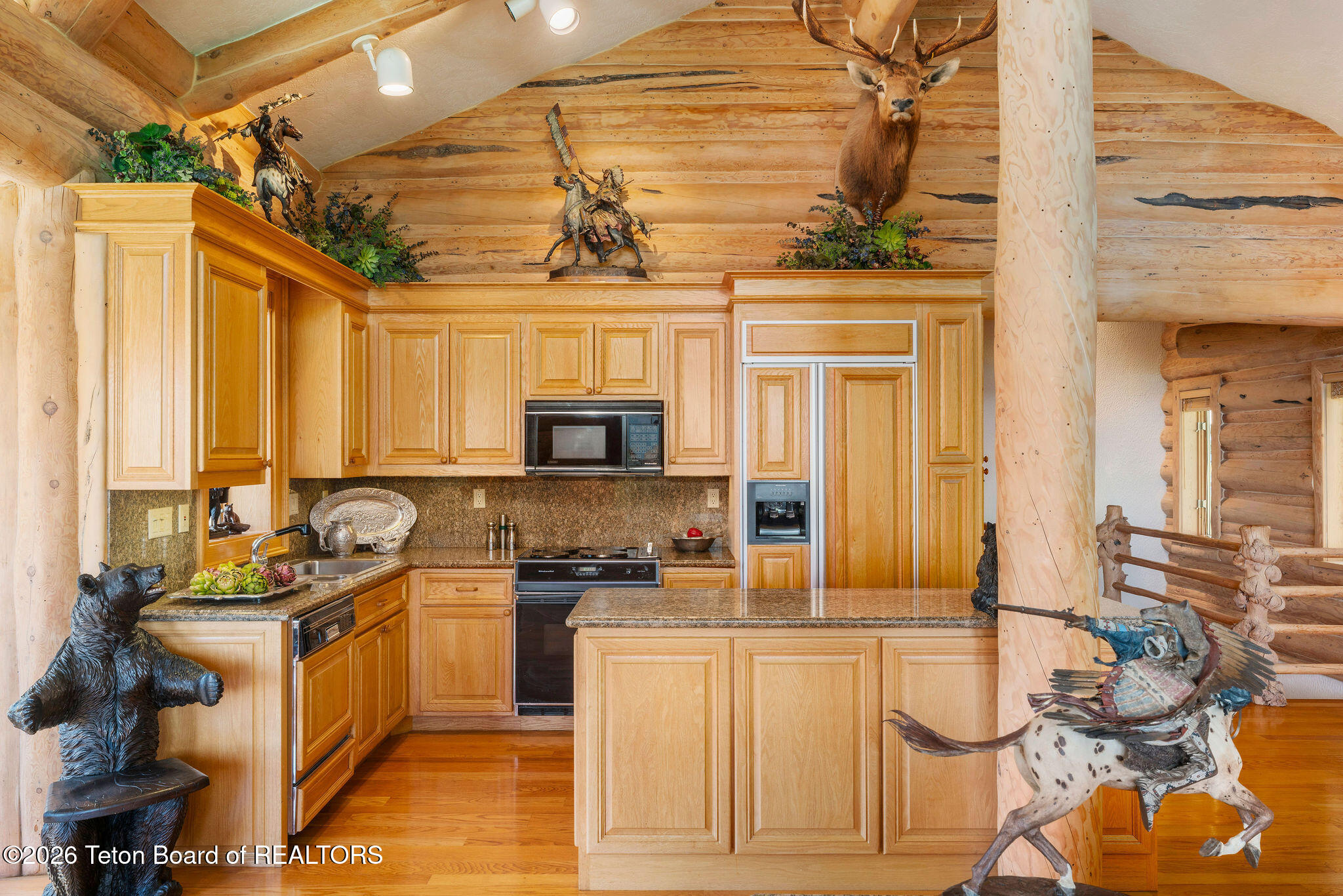 1095 Grand View Road Jackson, WY 83001 - Photo 13 of 39 Kitchen