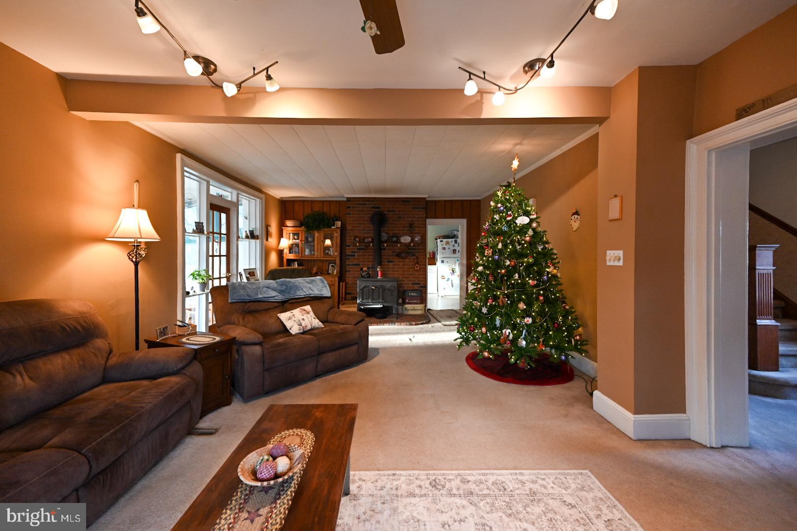 25 Cedarbrook Road Sicklerville, NJ 08081 - Photo 3 of 51