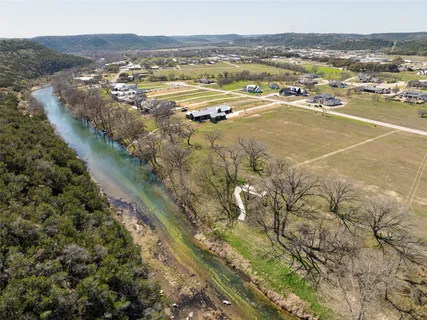 $750,000 | 865 Bingham Lane, New Braunfels, TX 78132