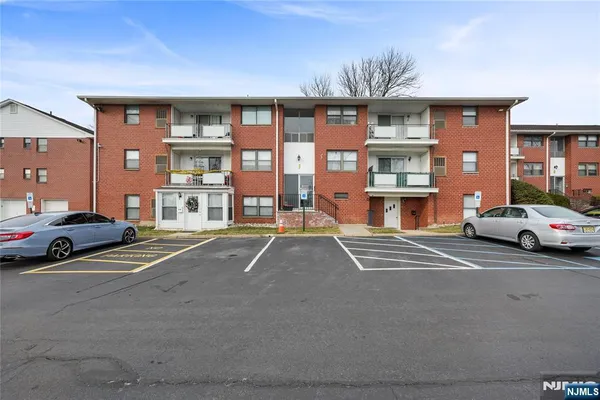$234,999 | 1300 Rock, Unit F1, Plainfield, NJ 07060