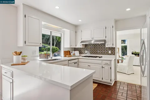 $2,395,000 | 475 Dalewood Drive, Orinda, CA 94563