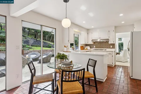 $2,395,000 | 475 Dalewood Drive, Orinda, CA 94563