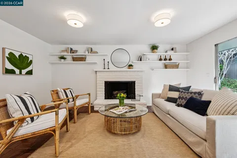 $2,395,000 | 475 Dalewood Drive, Orinda, CA 94563