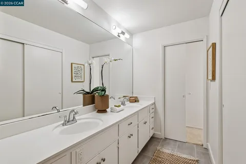 $2,395,000 | 475 Dalewood Drive, Orinda, CA 94563