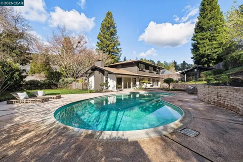 $2,395,000 | 475 Dalewood Drive, Orinda, CA 94563